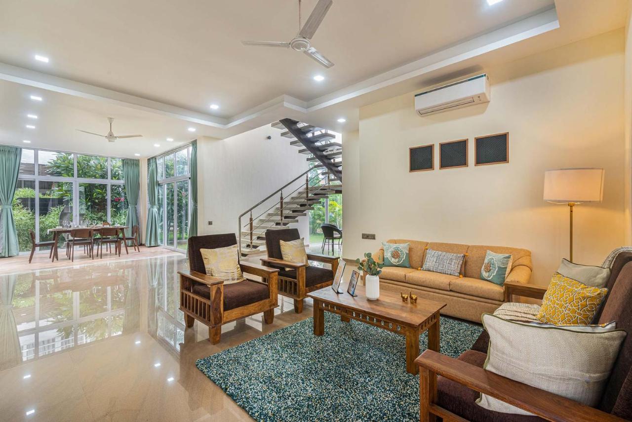 Sierra Skies By Stayvista - A Mountain-View Villa Featuring A Rooftop Swimming Pool, Jacuzzi, Turf, And A Gym For An Elevated Stay Lonavala Eksteriør billede